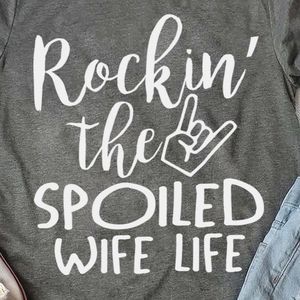 Meet your Posher, Dawne